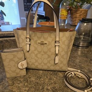 Coach Purse & Wallet set (Mollie Tote Bag 25)